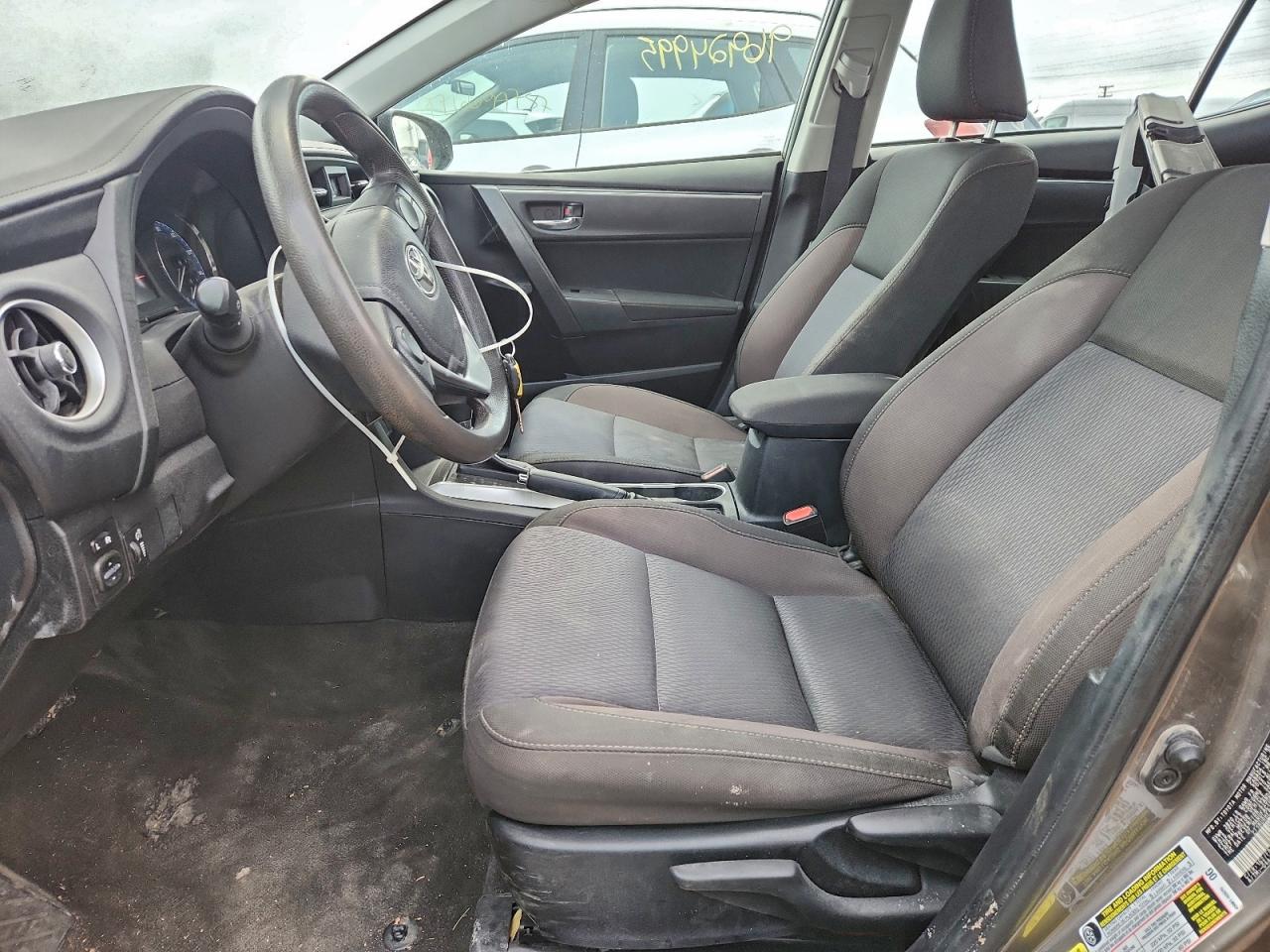2018 TOYOTA COROLLA L photo 7