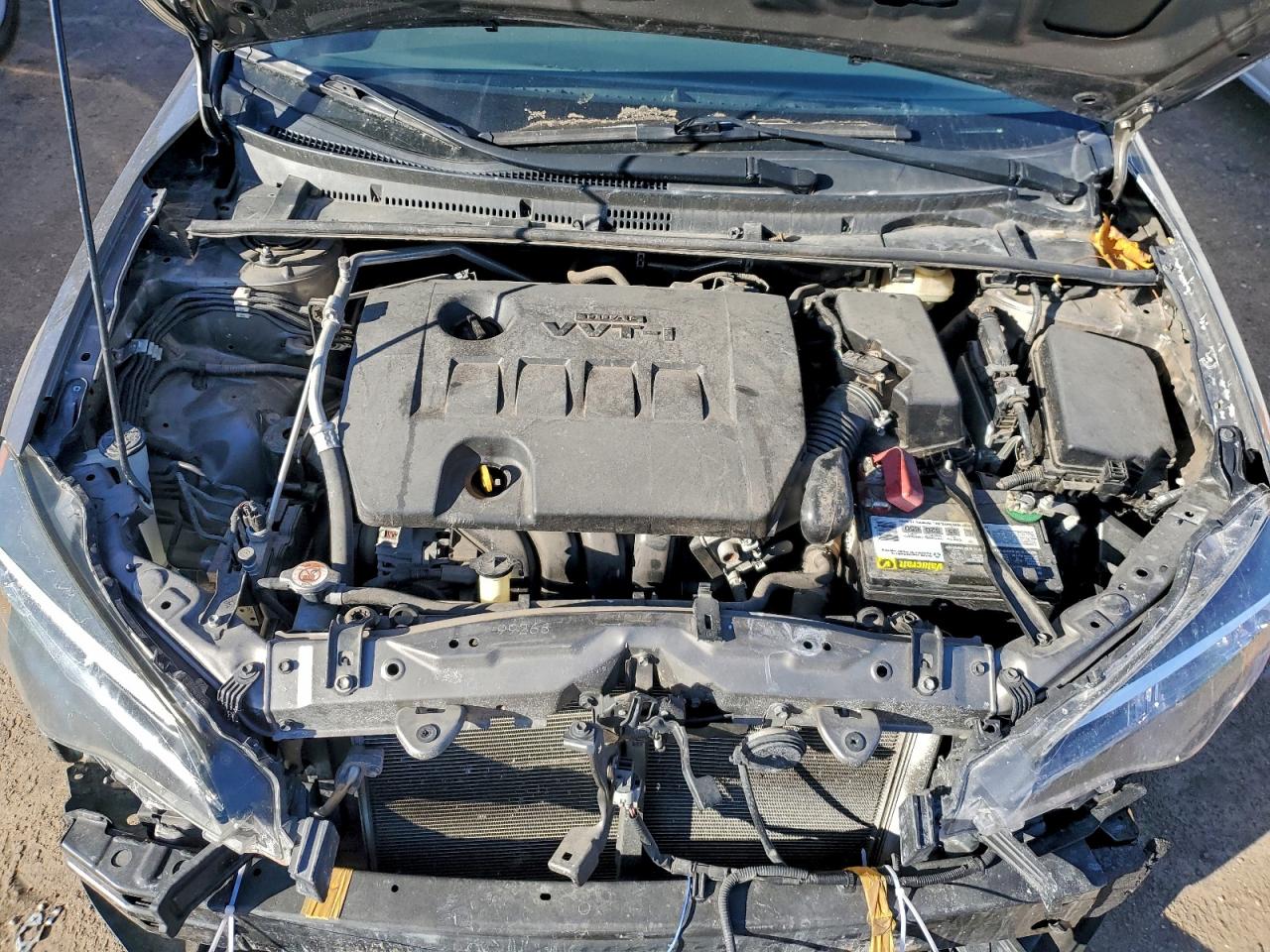 2018 TOYOTA COROLLA L photo 11