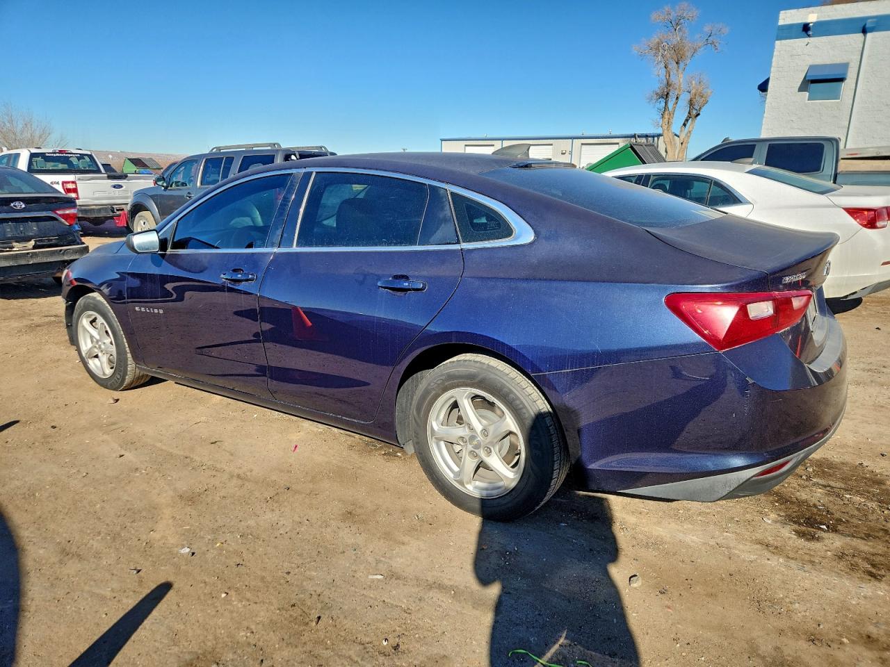 2018 CHEVROLET MALIBU LS photo 2