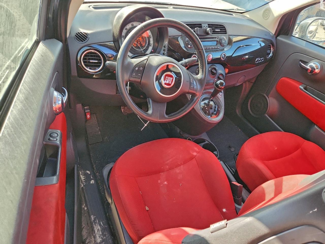 2014 FIAT 500 POP photo 8