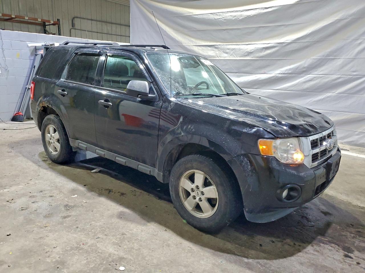 2012 FORD ESCAPE XLT photo 4