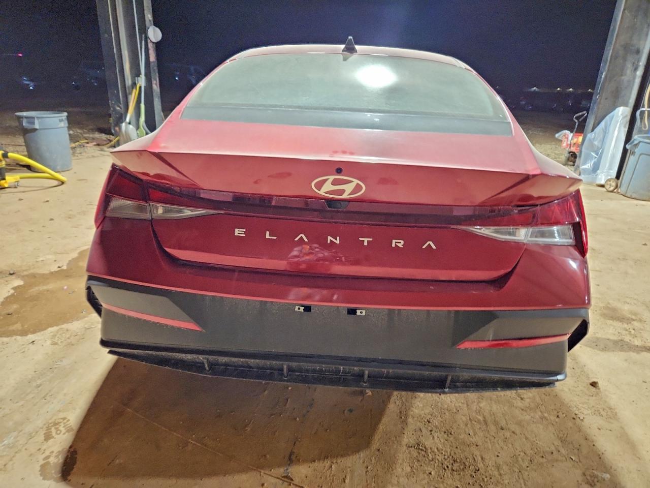 2024 HYUNDAI ELANTRA SEL photo 6