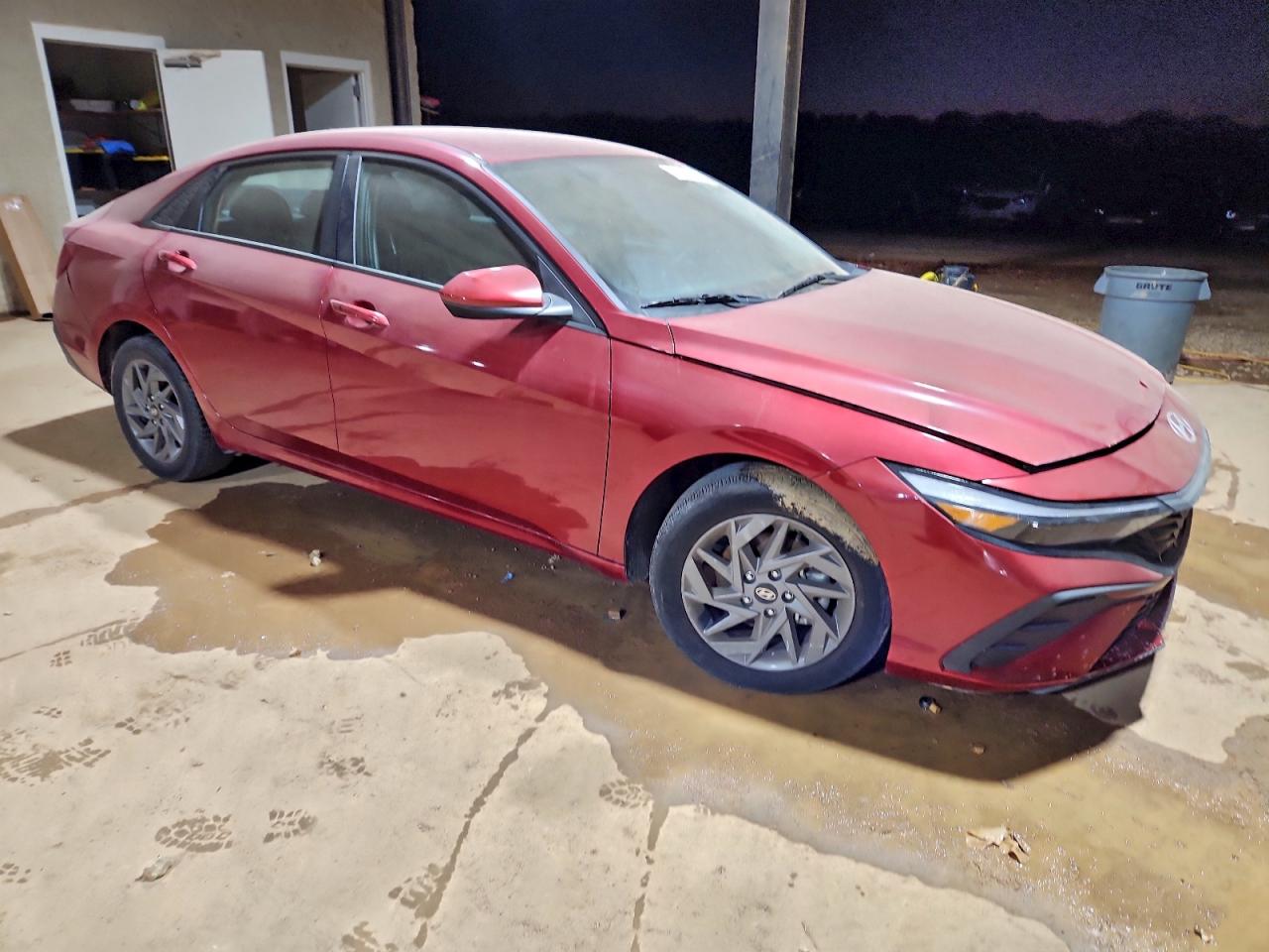 2024 HYUNDAI ELANTRA SEL photo 4