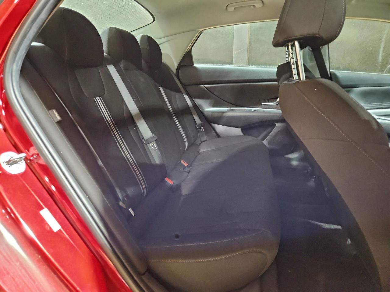 2024 HYUNDAI ELANTRA SEL photo 10