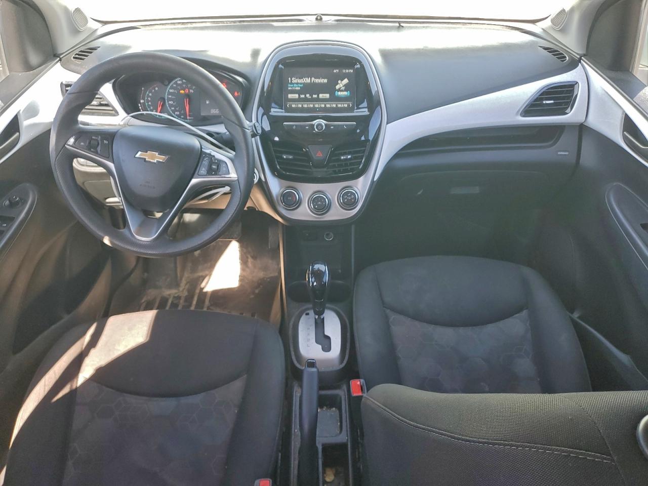 2017 CHEVROLET SPARK 1LT photo 8