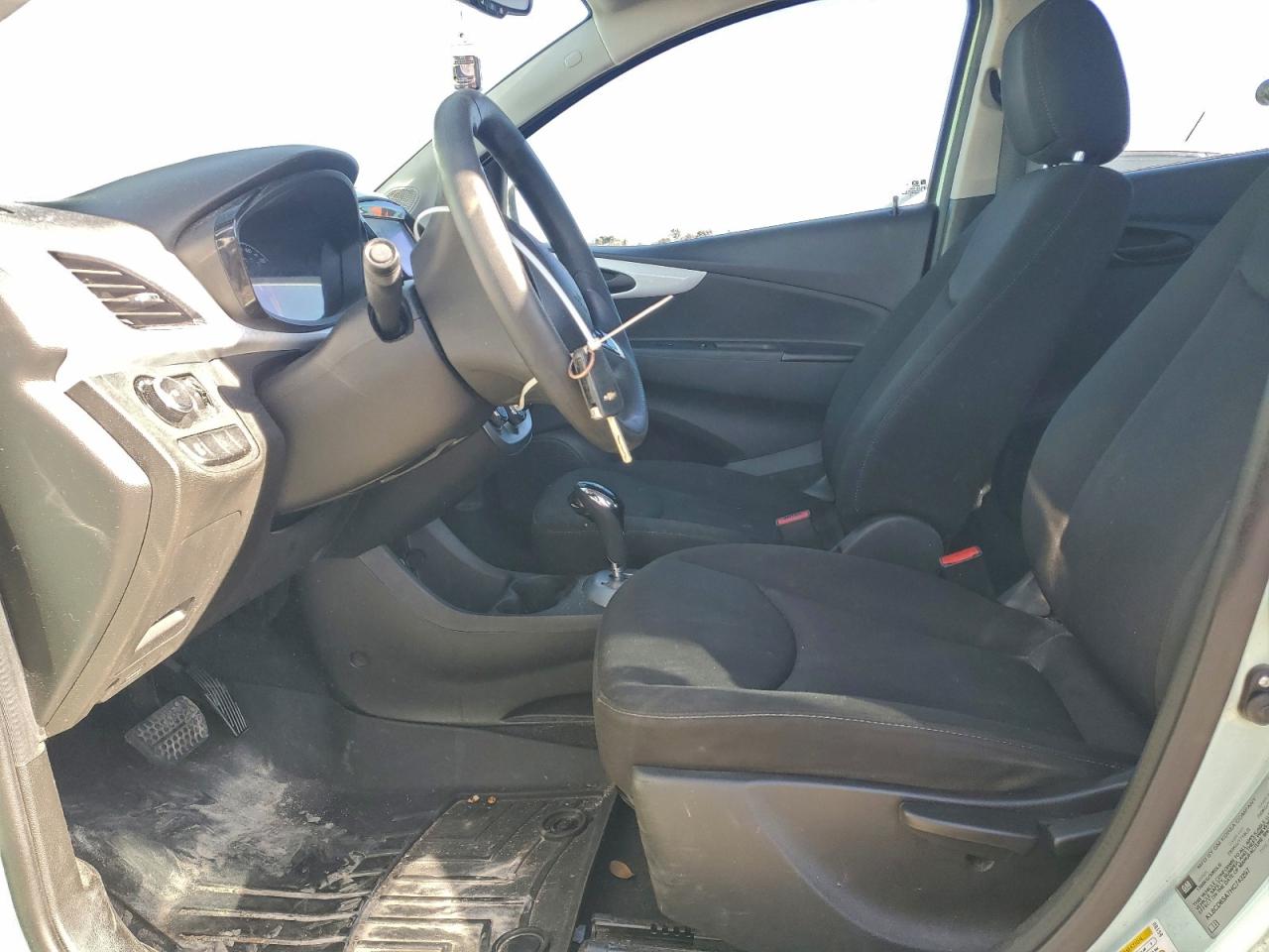 2017 CHEVROLET SPARK 1LT photo 7