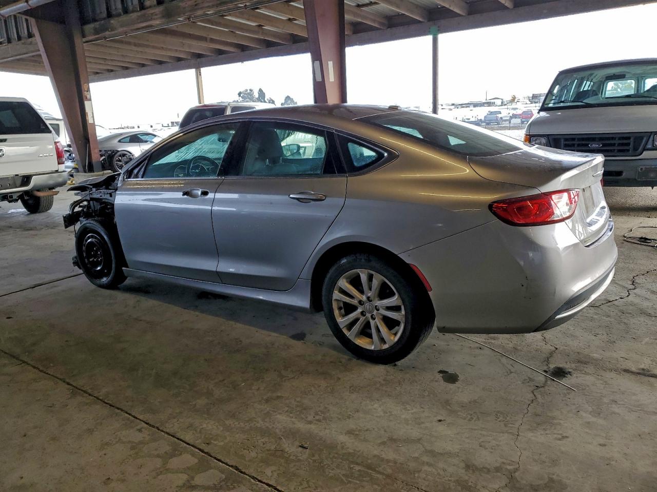2016 CHRYSLER 200 LIMITED photo 2