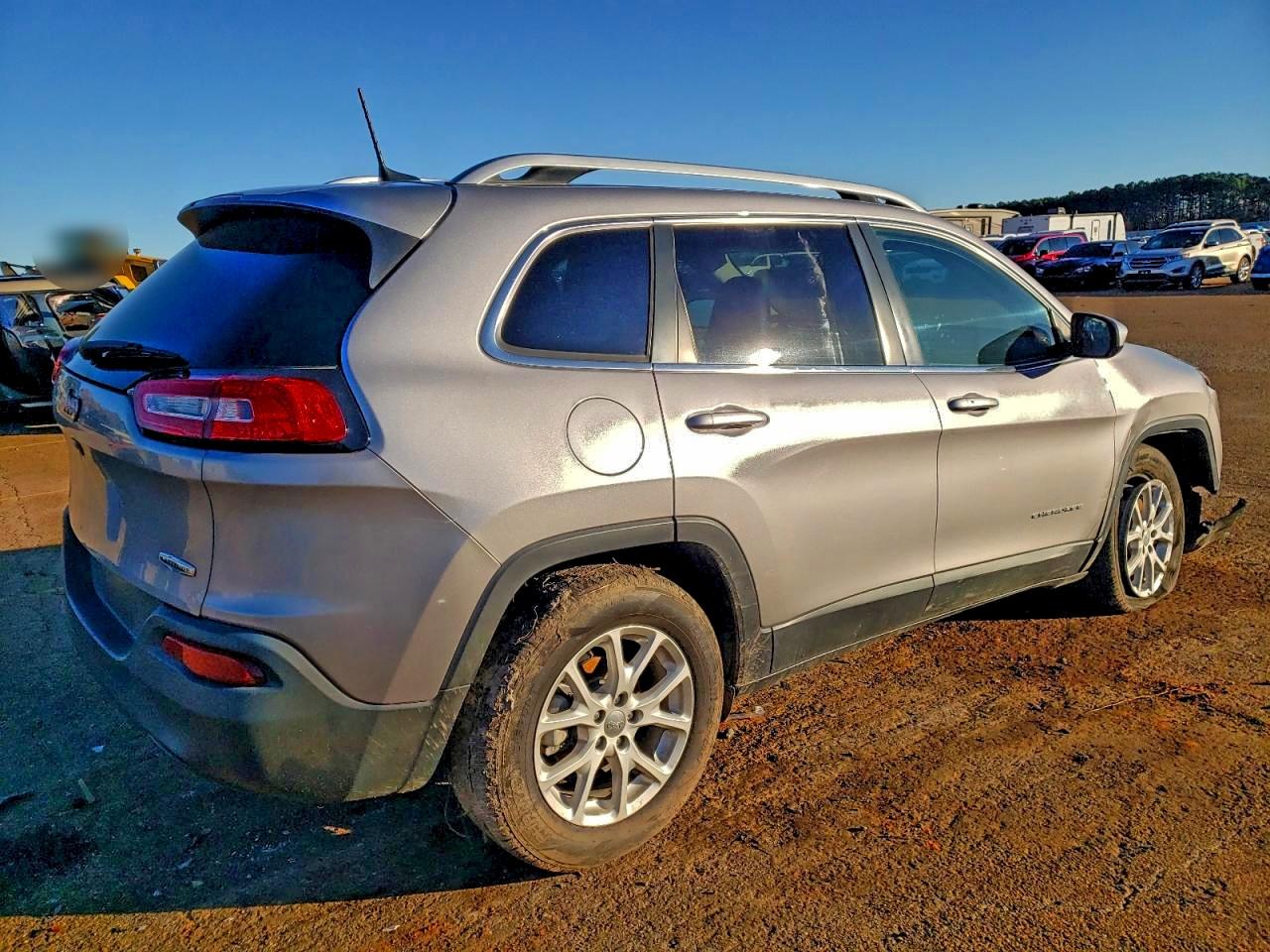 2018 JEEP CHEROKEE LATITUDE PLUS photo 3