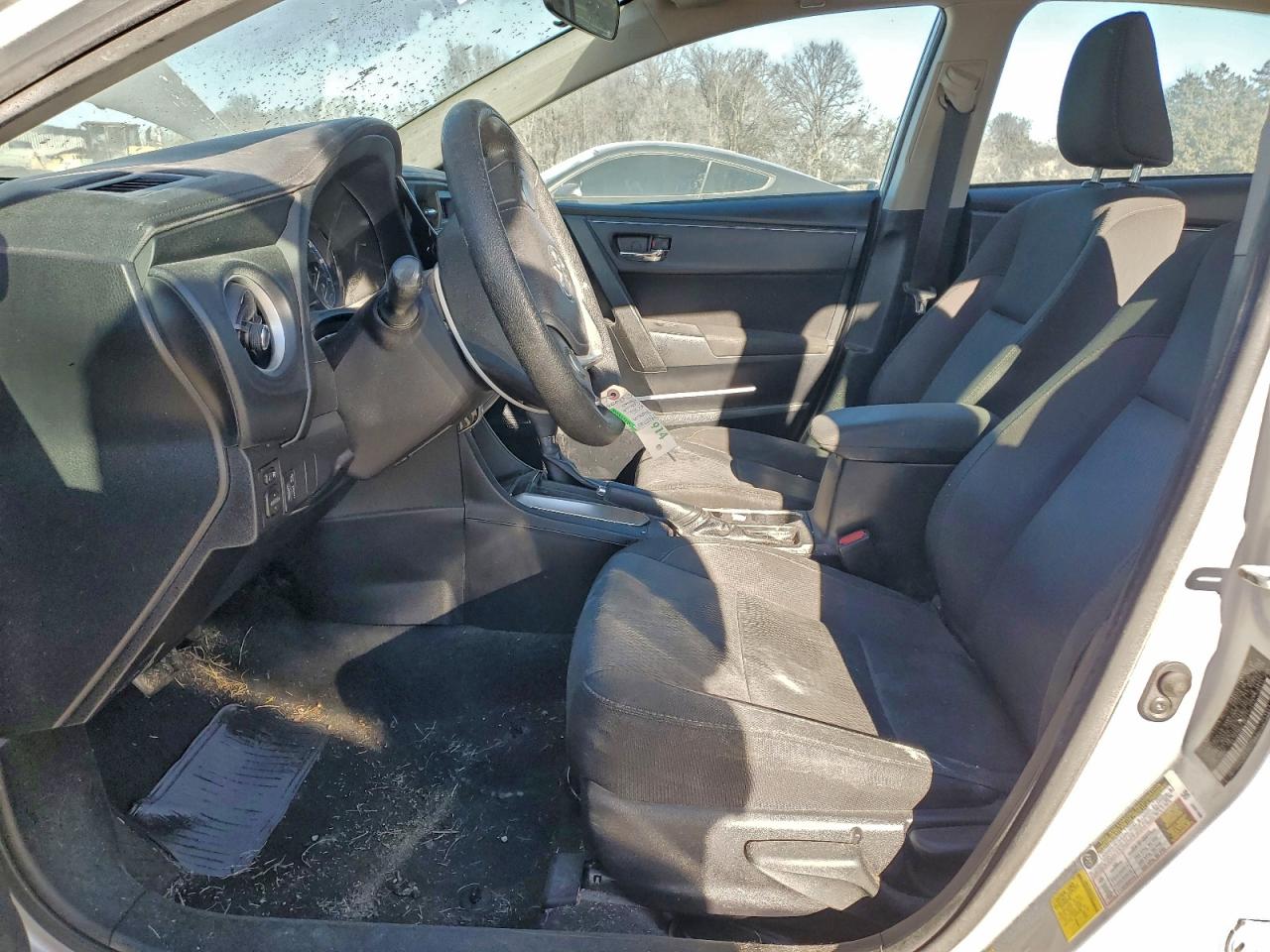 2019 TOYOTA COROLLA L photo 7