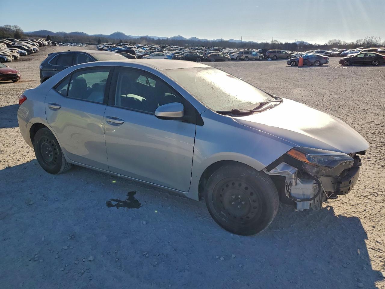 2019 TOYOTA COROLLA L photo 4