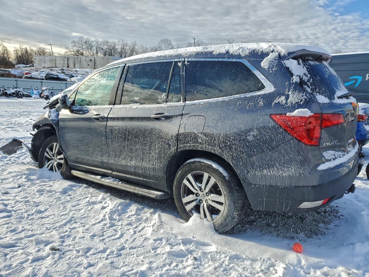 2016 HONDA PILOT EXL photo 2