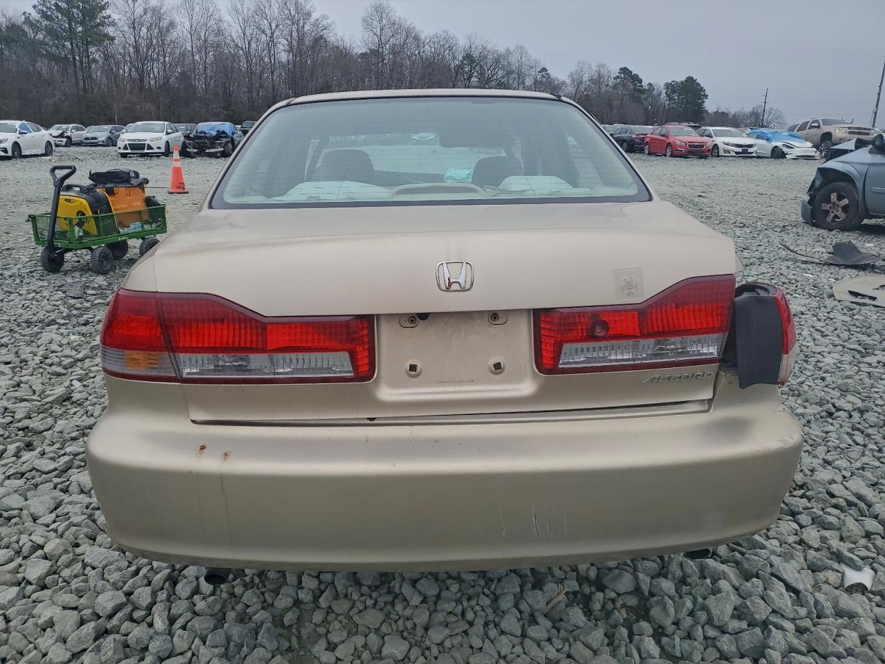 2002 HONDA ACCORD LX photo 6