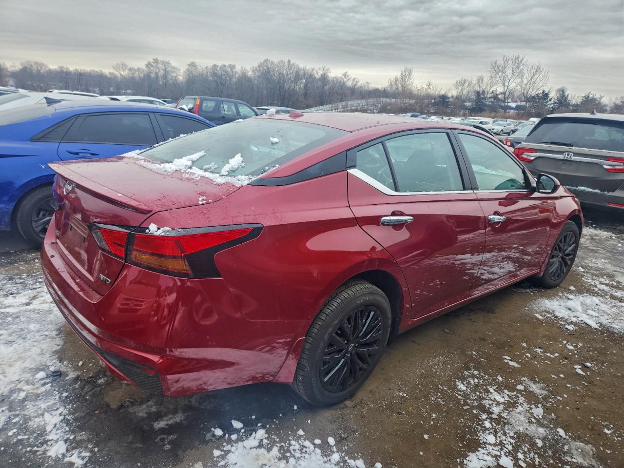 2025 NISSAN ALTIMA SV photo 3