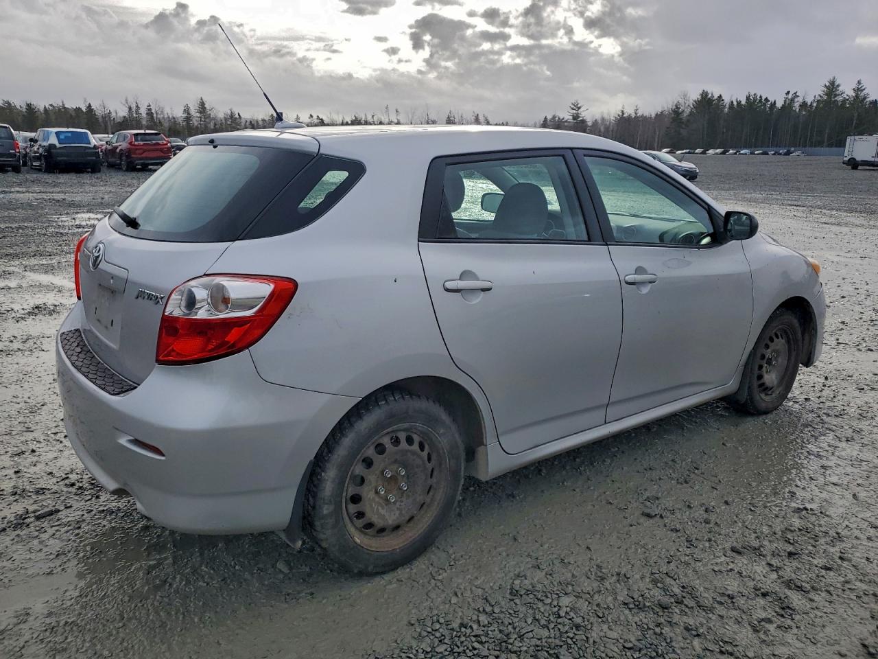 2010 TOYOTA COROLLA MATRIX photo 3