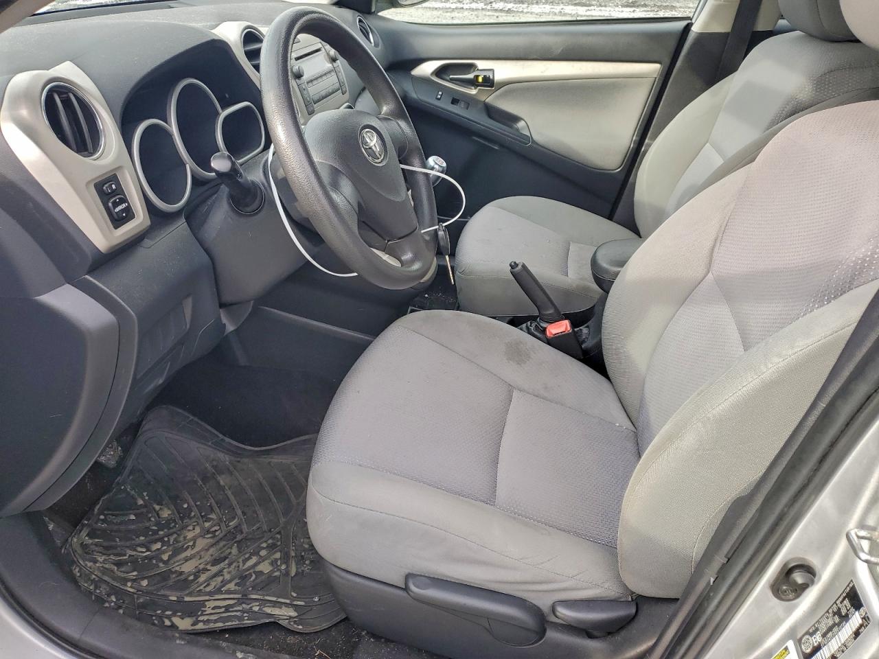 2010 TOYOTA COROLLA MATRIX photo 7