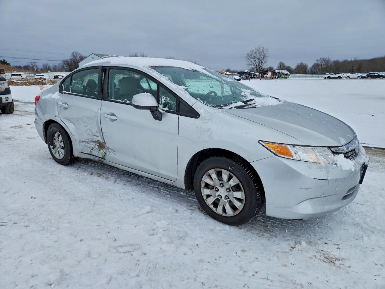 2012 HONDA CIVIC LX photo 4
