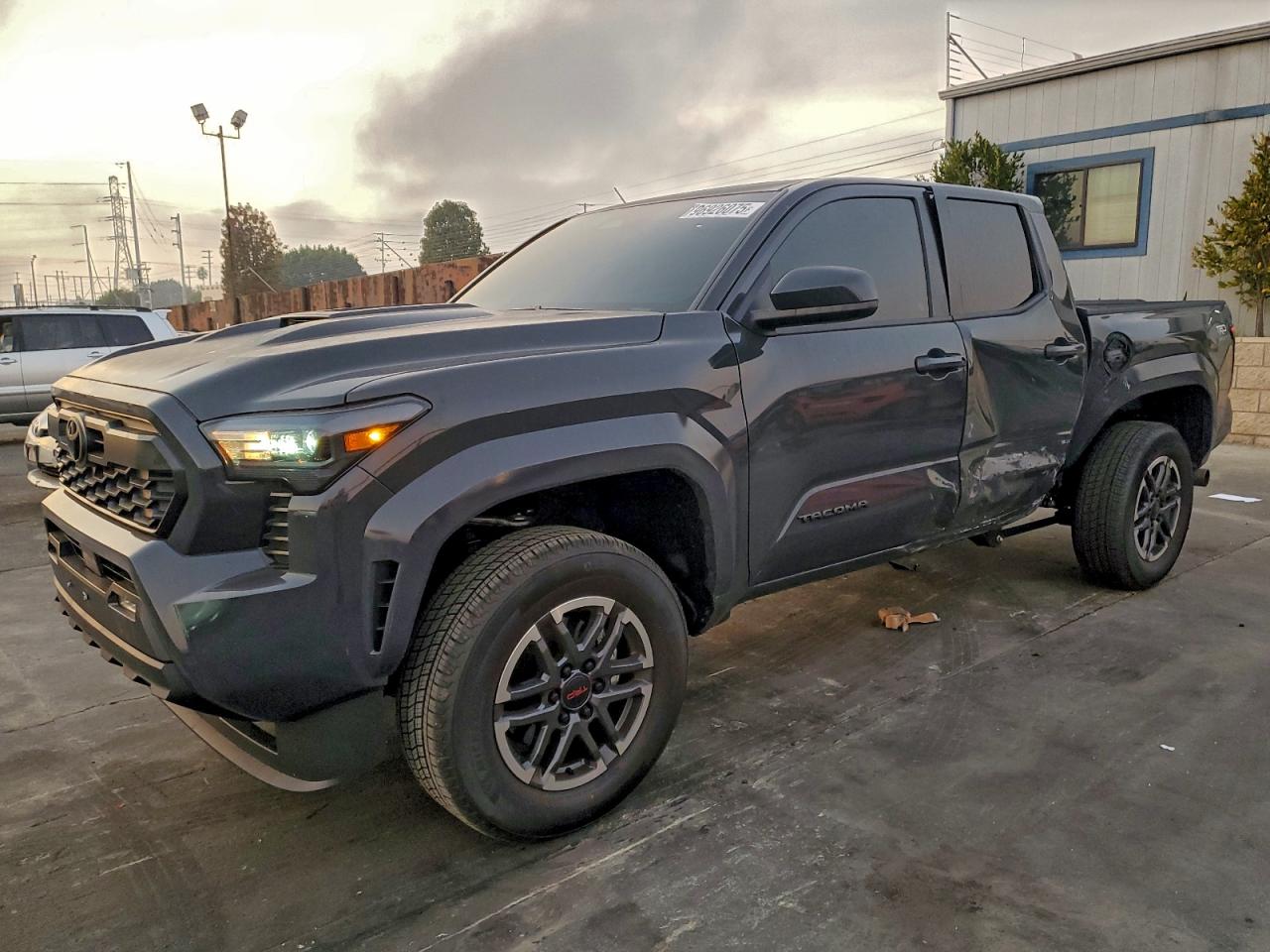 2025 TOYOTA TACOMA