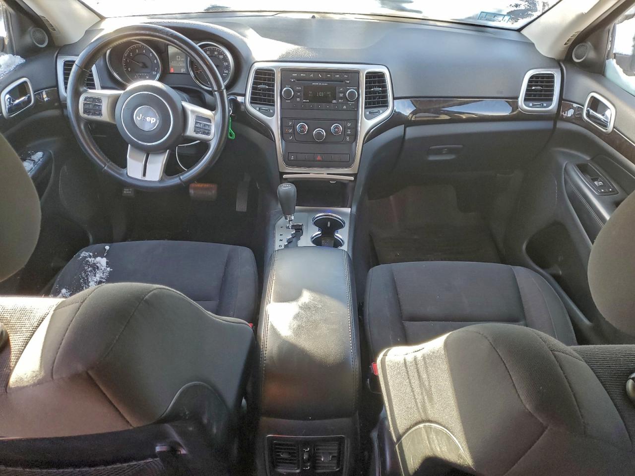 2012 JEEP GRAND CHEROKEE LAREDO photo 8