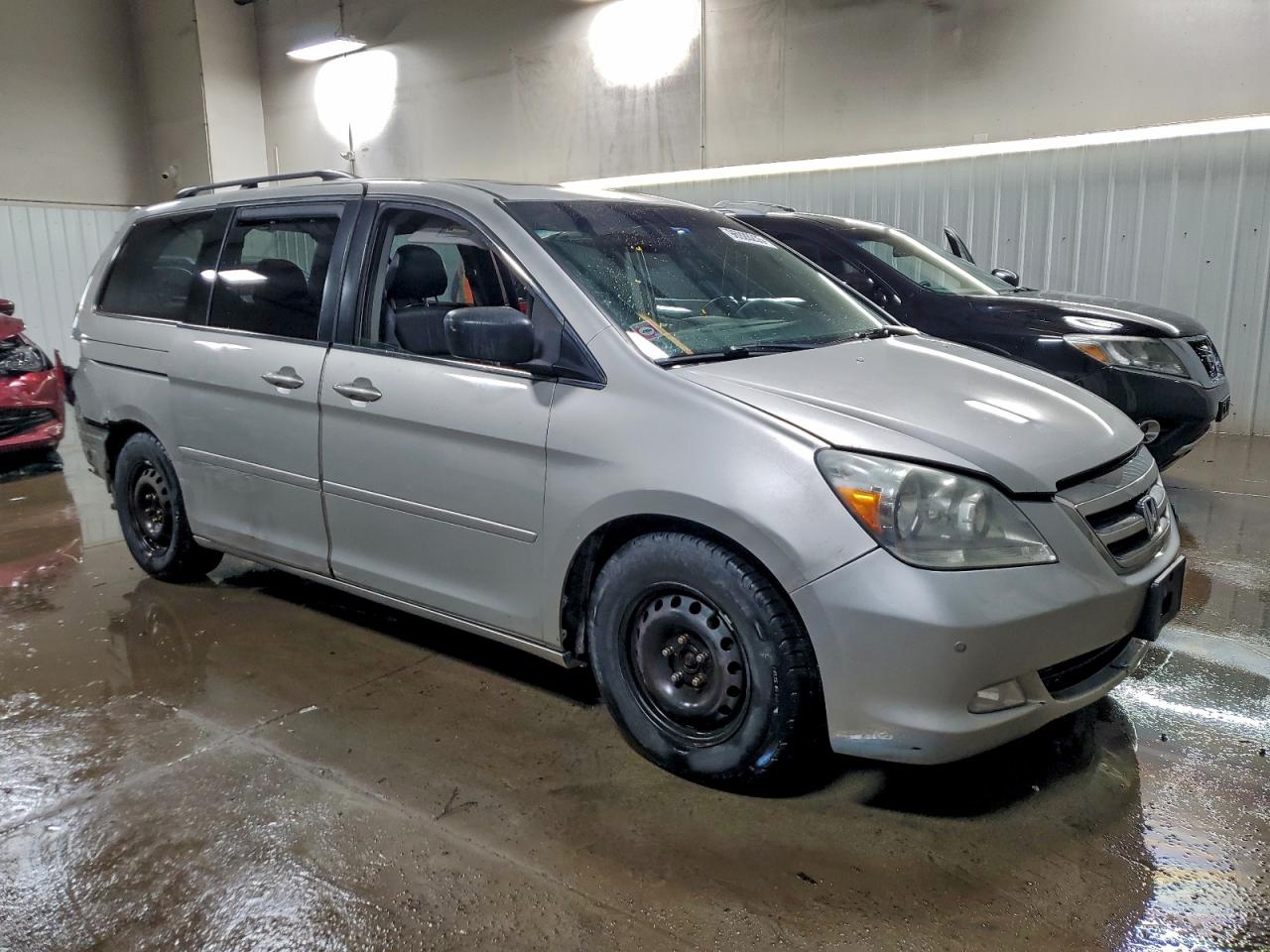 2005 HONDA ODYSSEY TOURING photo 4
