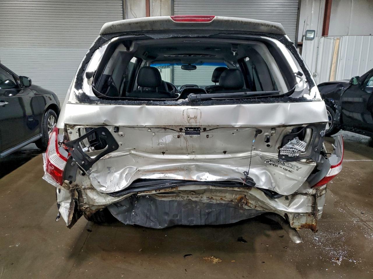2005 HONDA ODYSSEY TOURING photo 6