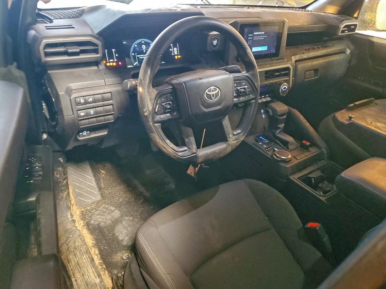 2024 TOYOTA TACOMA XTRACAB photo 8