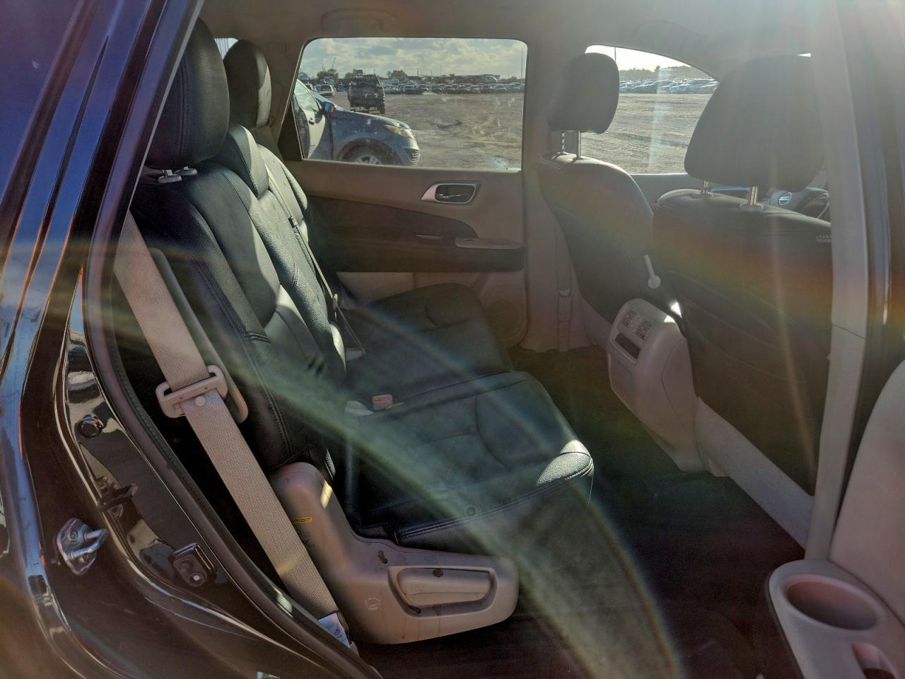 2017 NISSAN PATHFINDER S photo 11