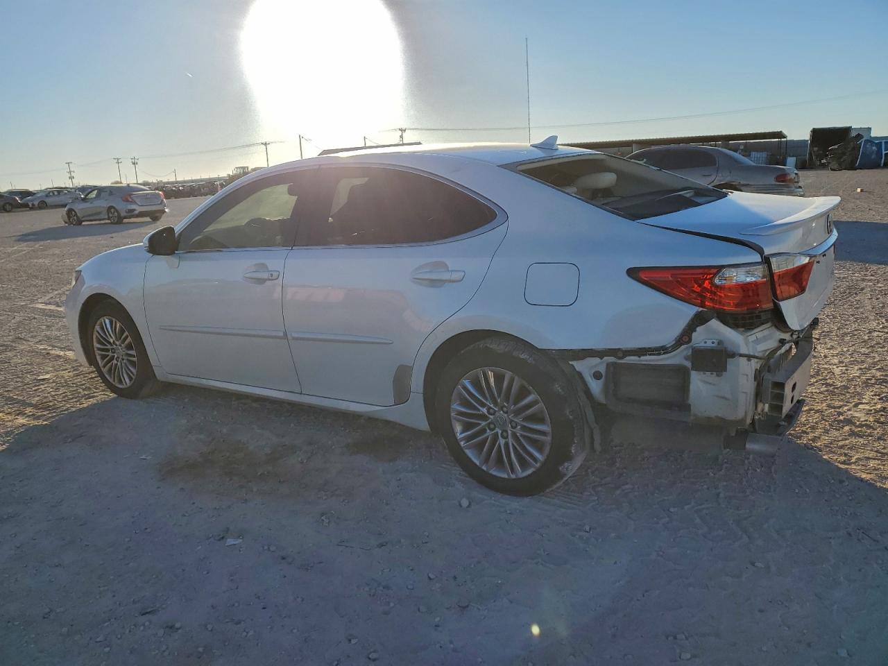 2013 LEXUS ES 350 photo 2