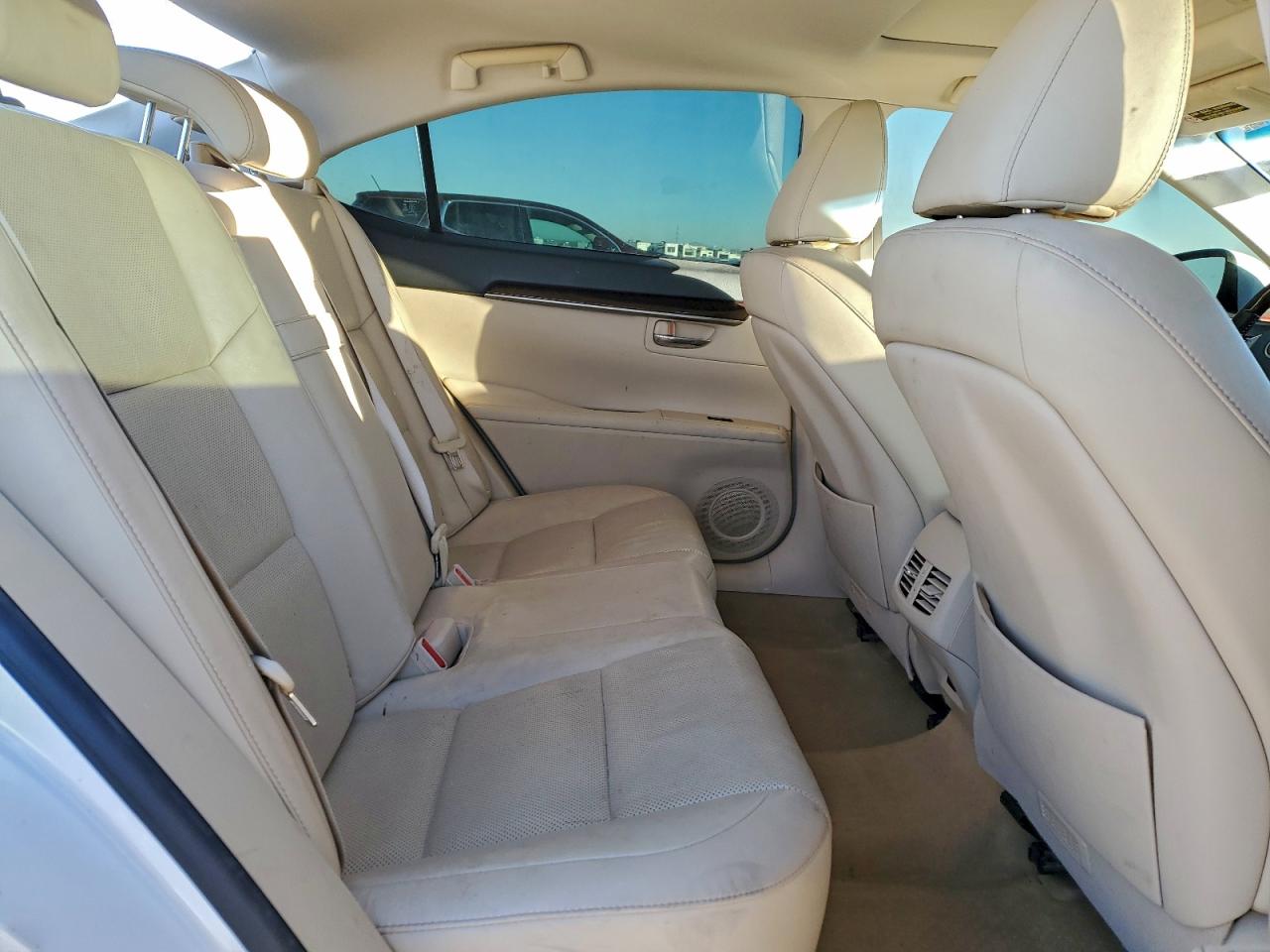 2013 LEXUS ES 350 photo 10