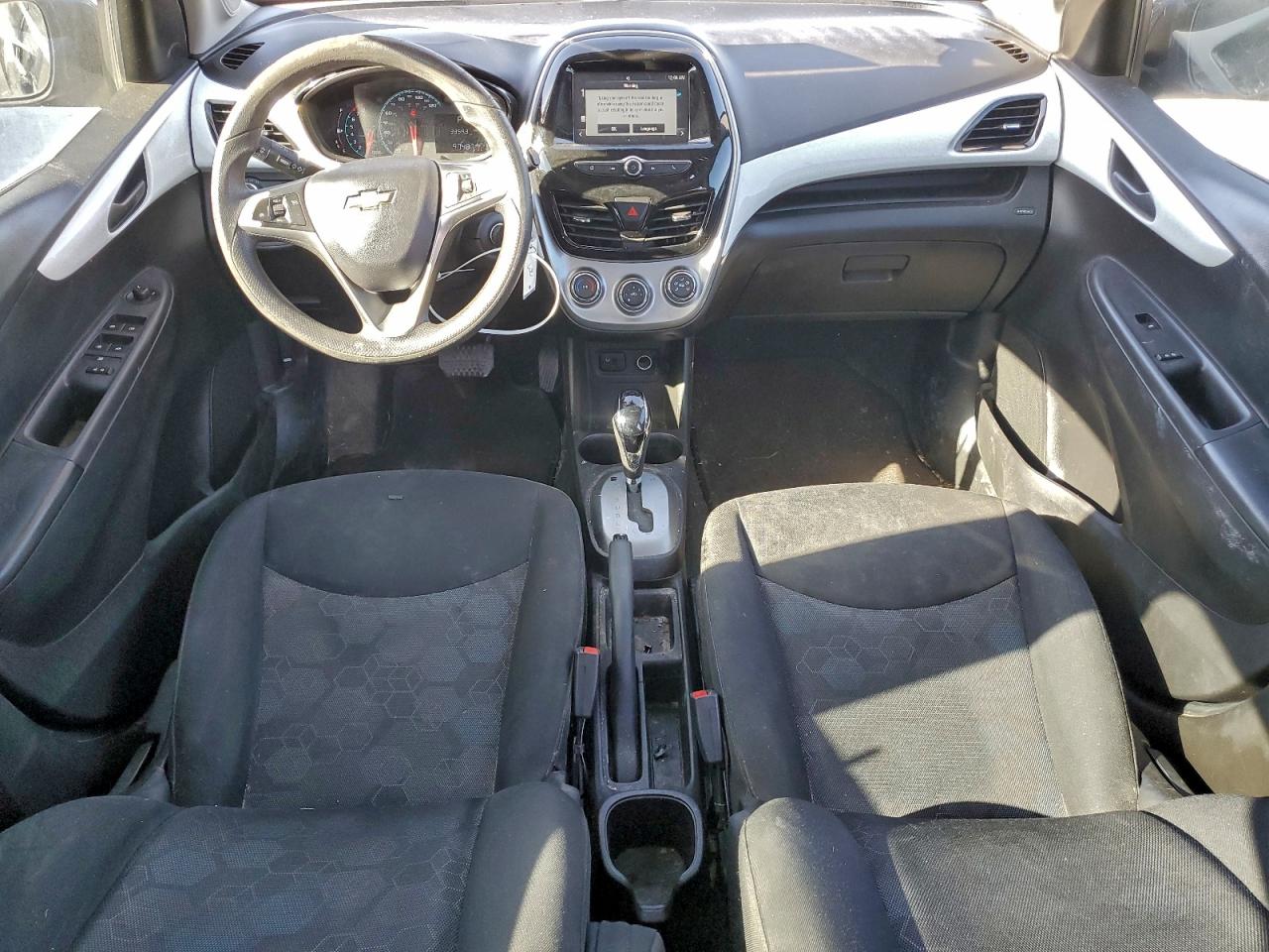 2016 CHEVROLET SPARK 1LT photo 8