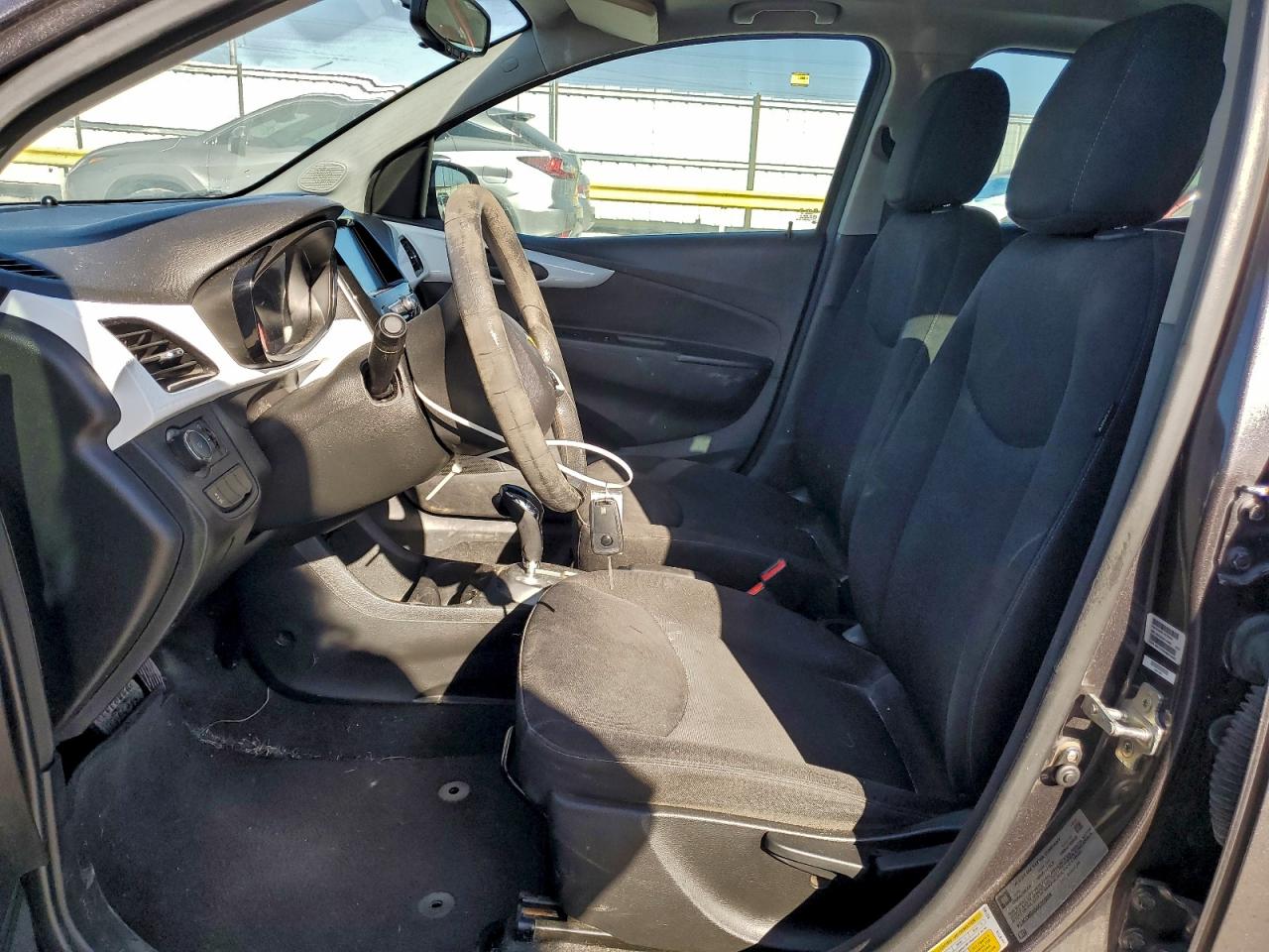 2016 CHEVROLET SPARK 1LT photo 7