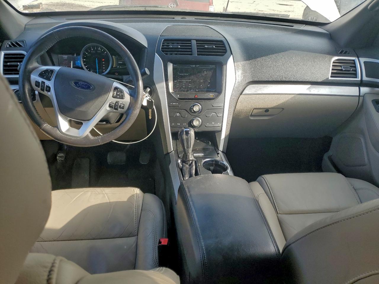 2014 FORD EXPLORER XLT photo 8