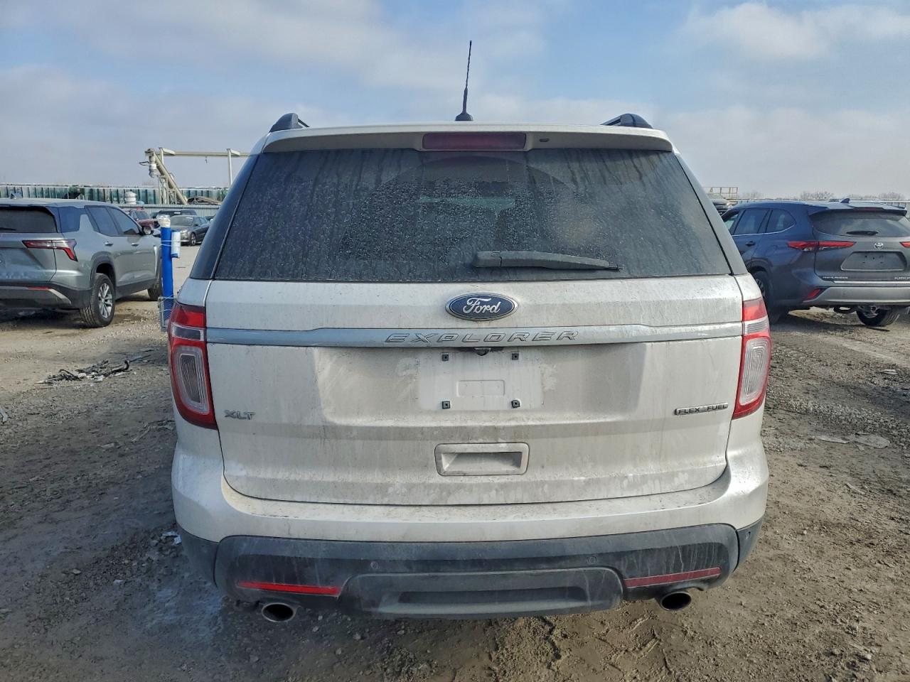 2014 FORD EXPLORER XLT photo 6