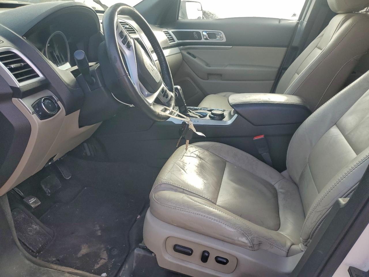 2014 FORD EXPLORER XLT photo 7
