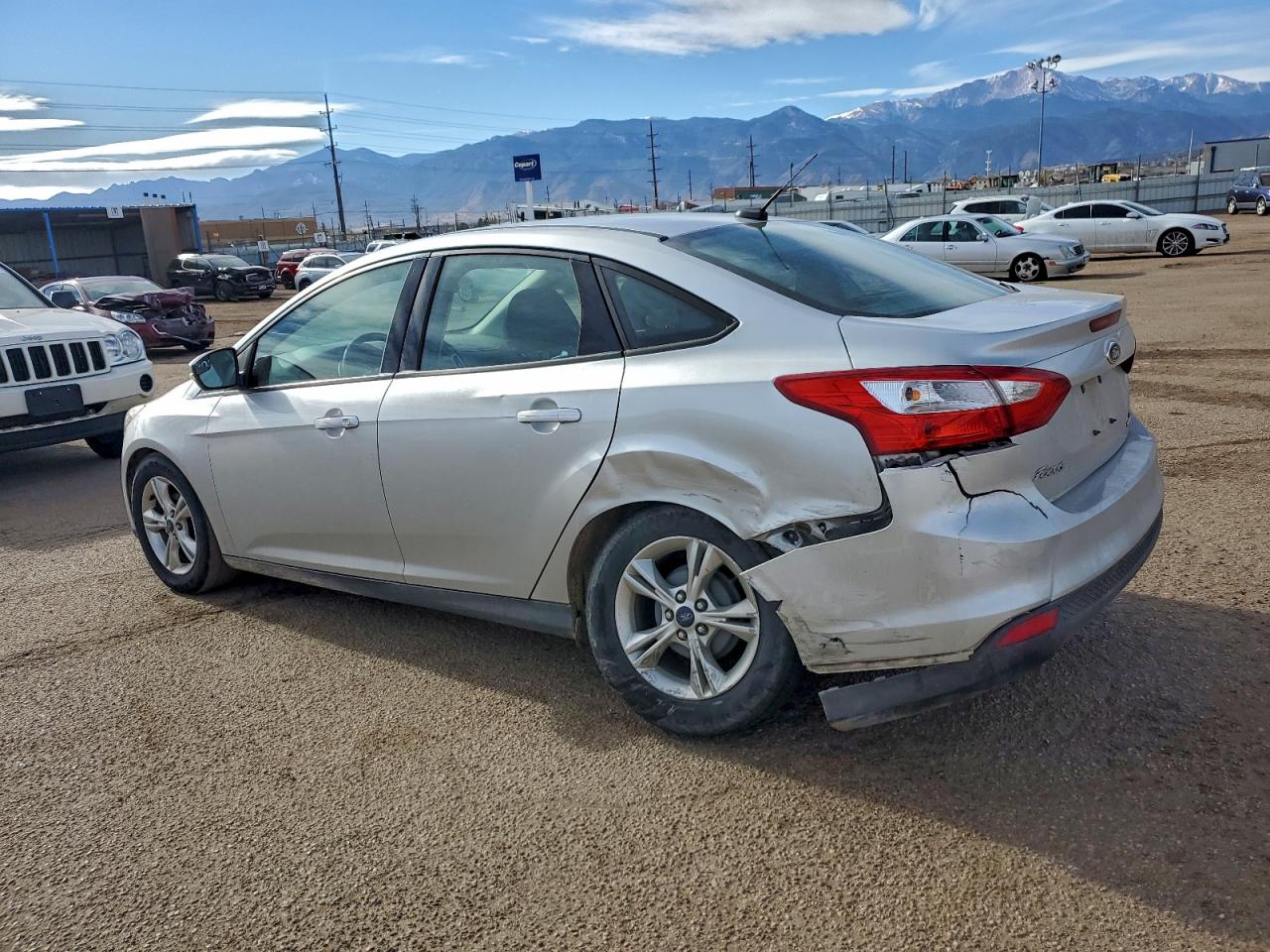2013 FORD FOCUS SE photo 2