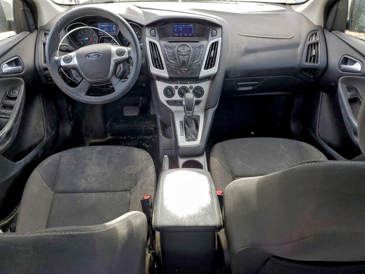 2013 FORD FOCUS SE photo 8