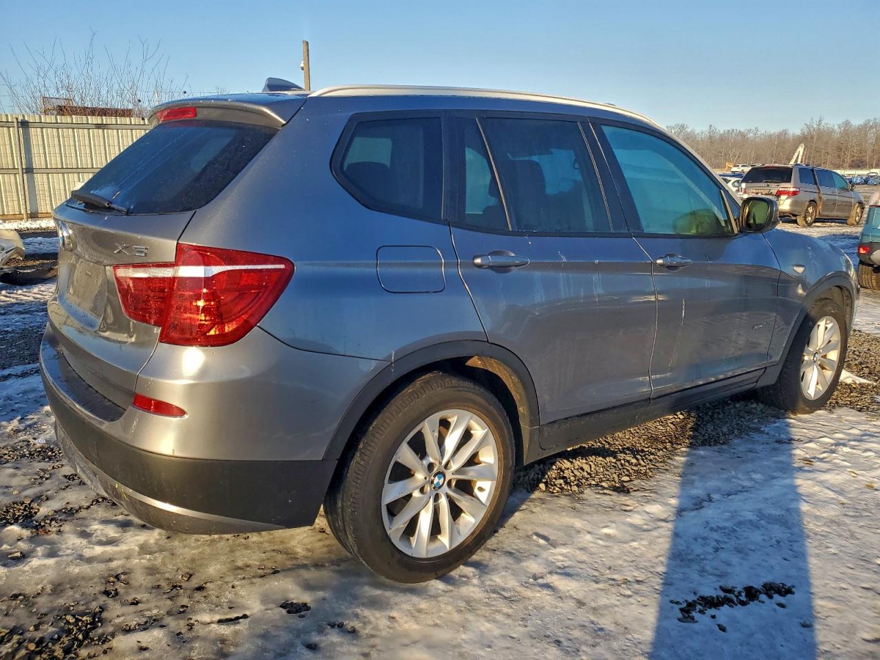 2013 BMW X3 XDRIVE28I photo 3