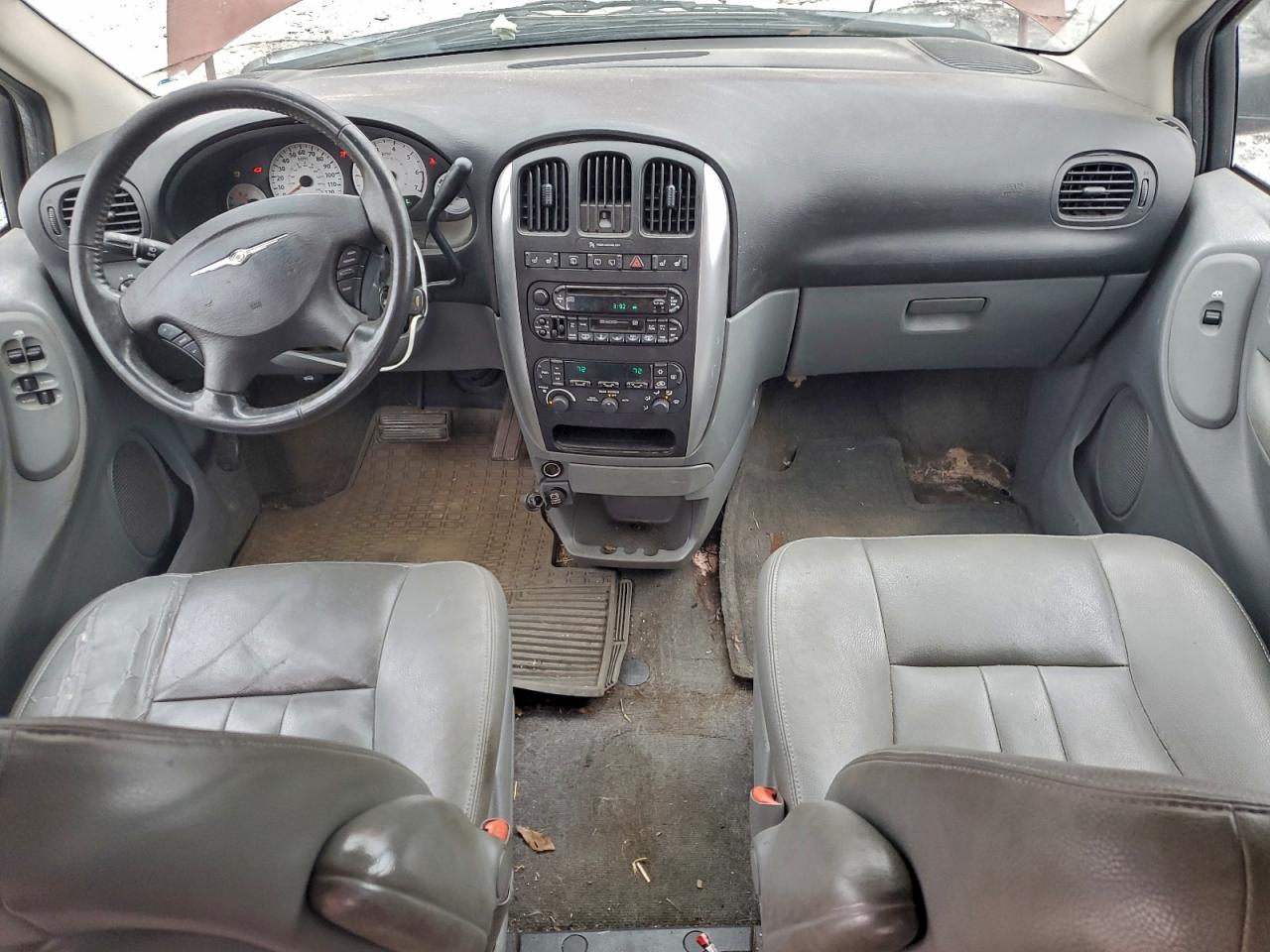 2007 CHRYSLER TOWN & COUNTRY TOURING photo 8