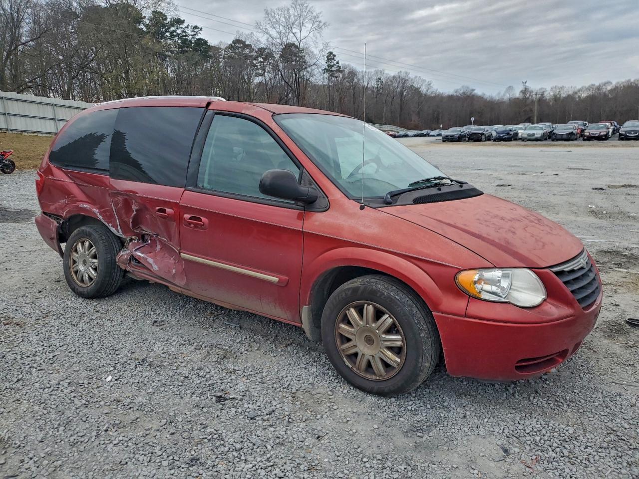 2007 CHRYSLER TOWN & COUNTRY TOURING photo 4