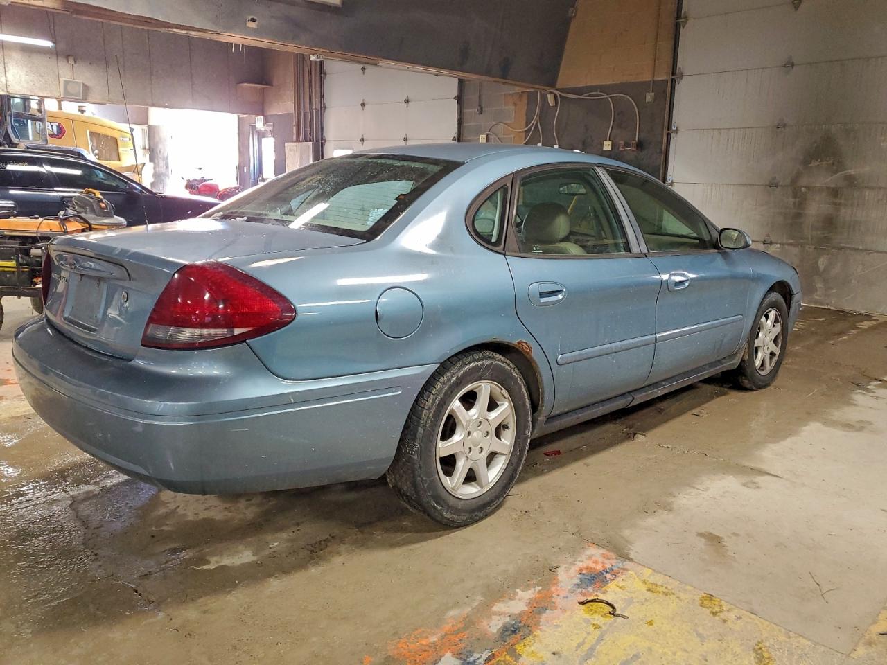 2006 FORD TAURUS SEL photo 3