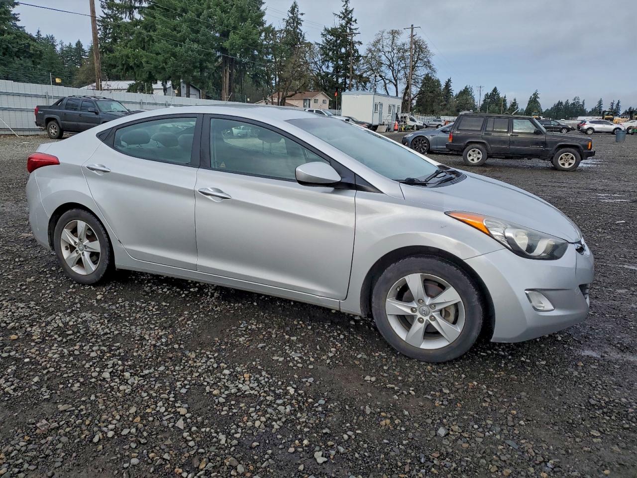 2013 HYUNDAI ELANTRA GLS photo 4