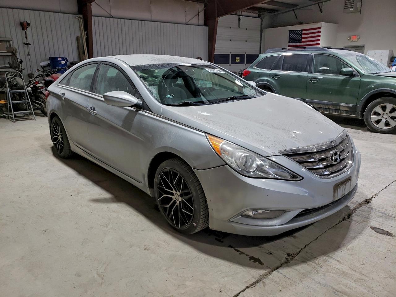 2012 HYUNDAI SONATA SE photo 4