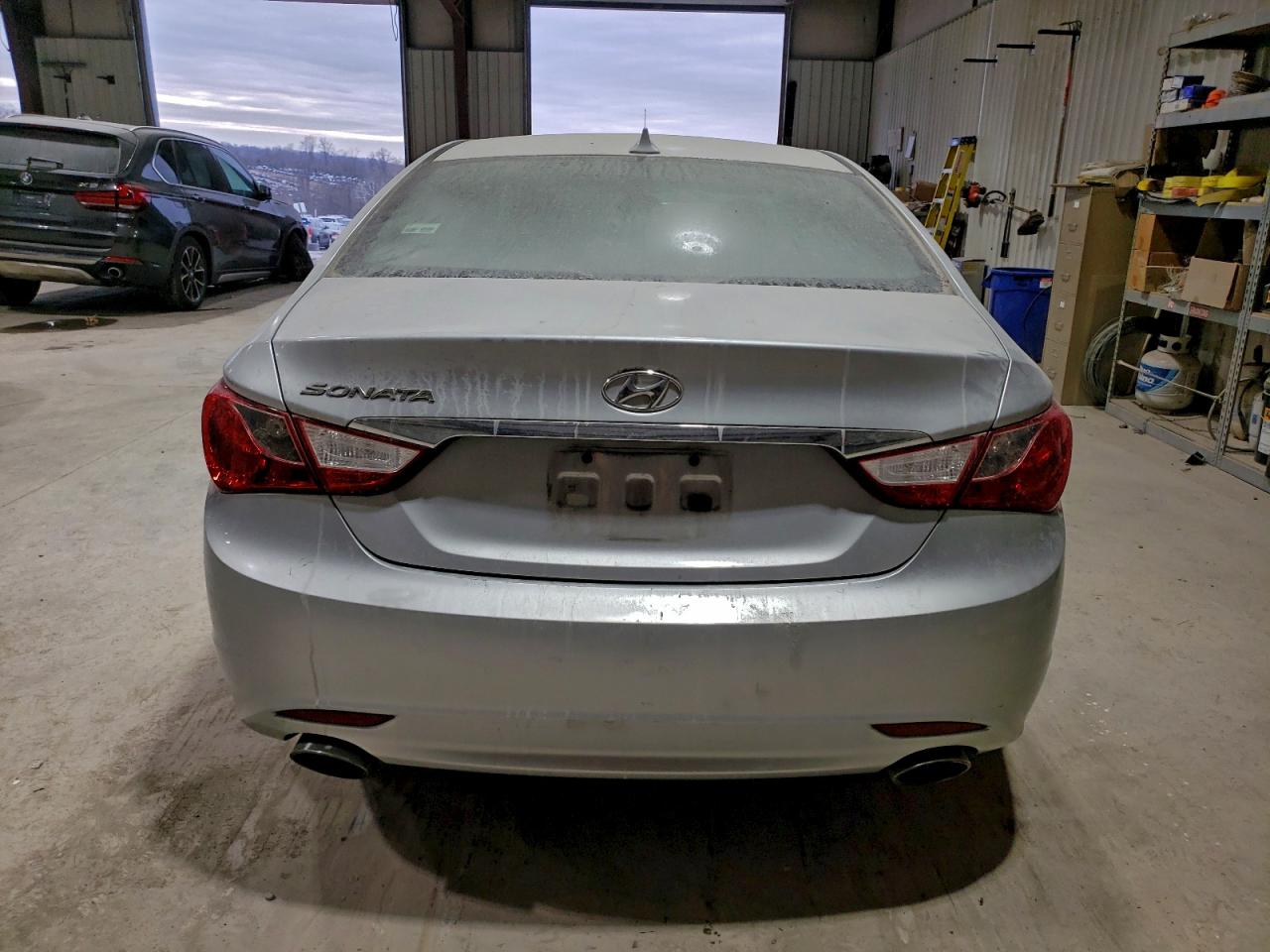 2012 HYUNDAI SONATA SE photo 6