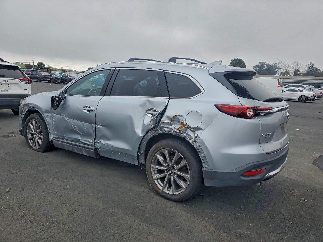 2016 MAZDA CX-9 SIGNATURE photo 2