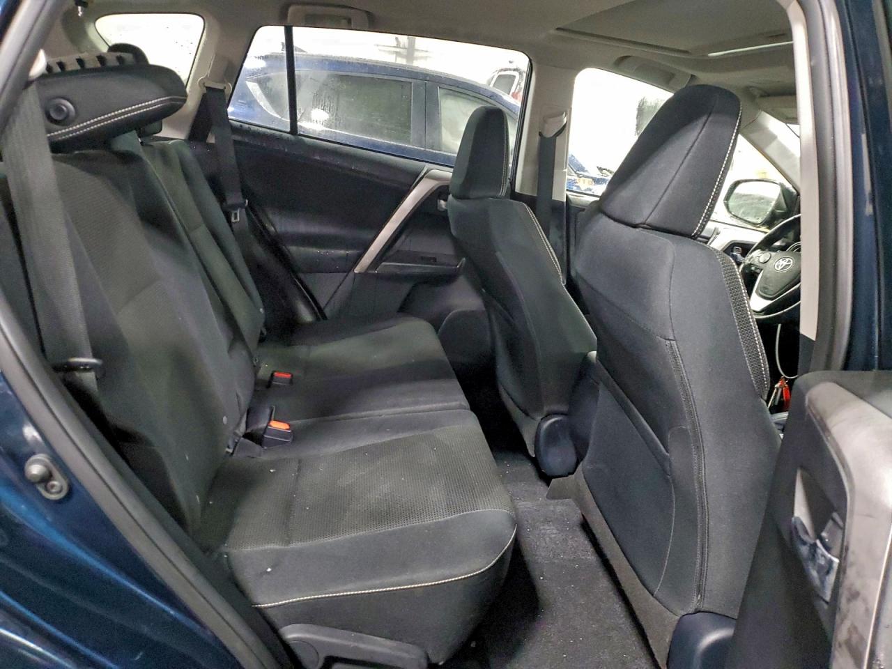2018 TOYOTA RAV4 ADVENTURE photo 10