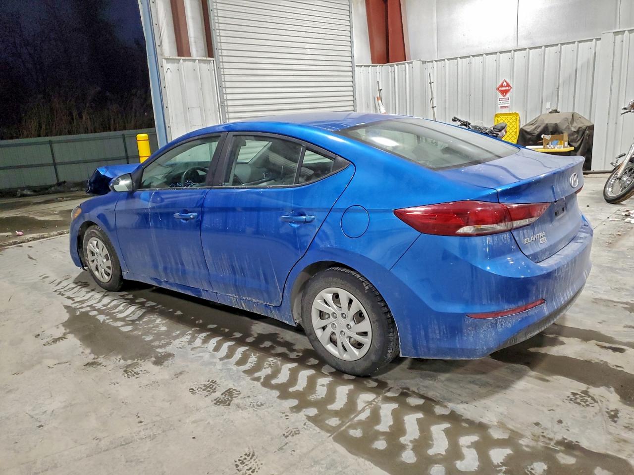 2018 HYUNDAI ELANTRA SE photo 2