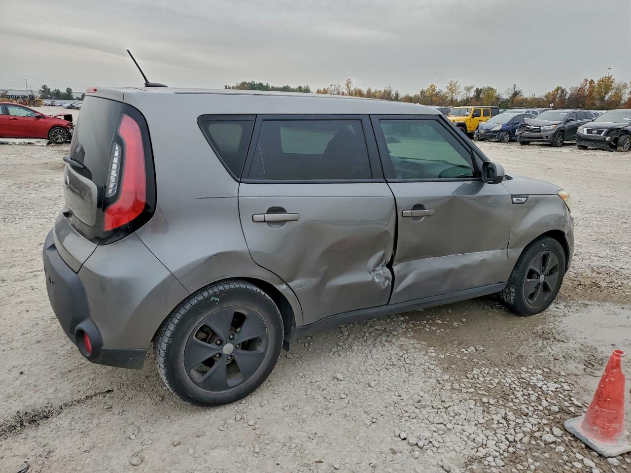 2016 KIA SOUL photo 3