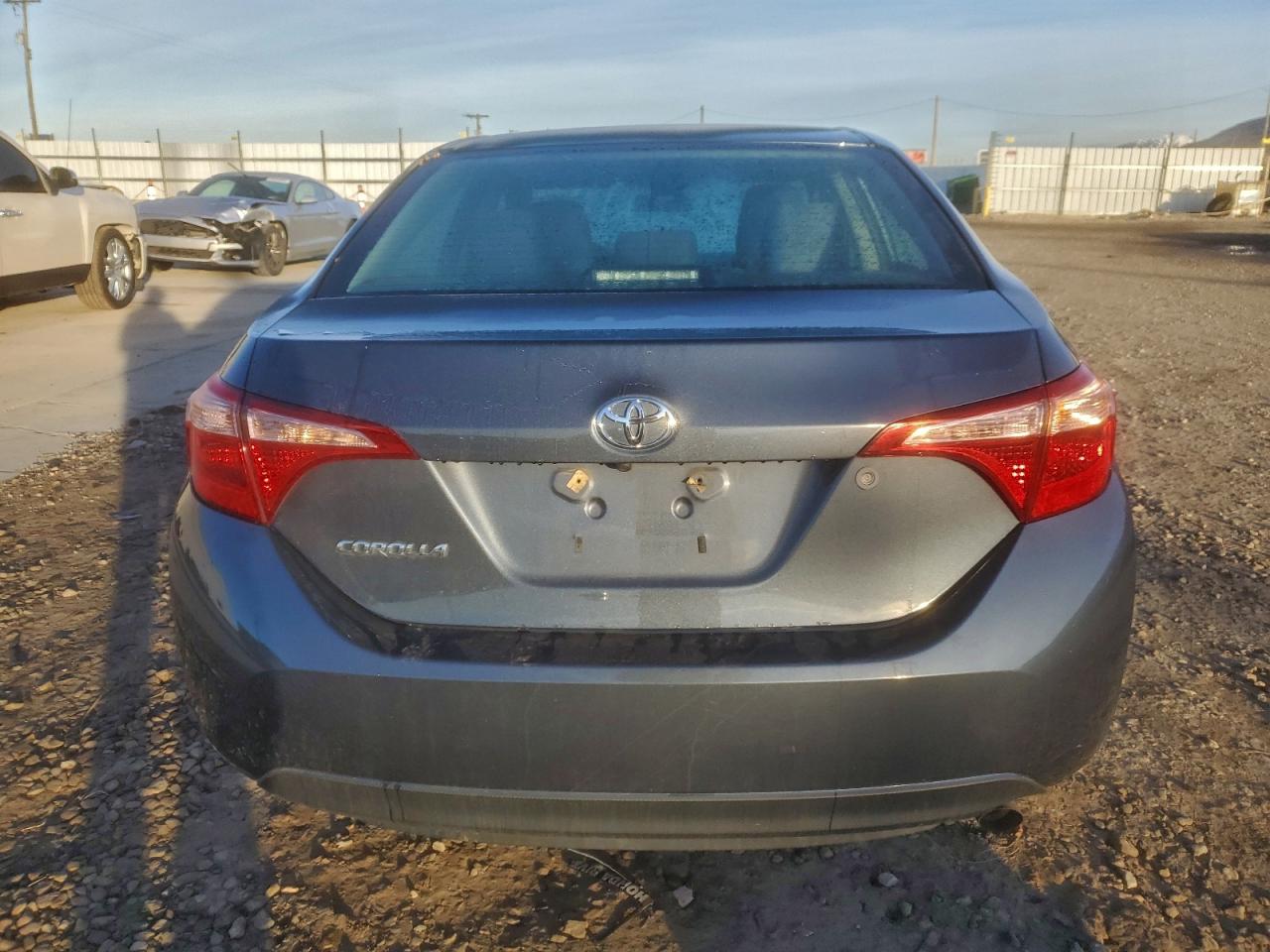 2017 TOYOTA COROLLA L photo 21