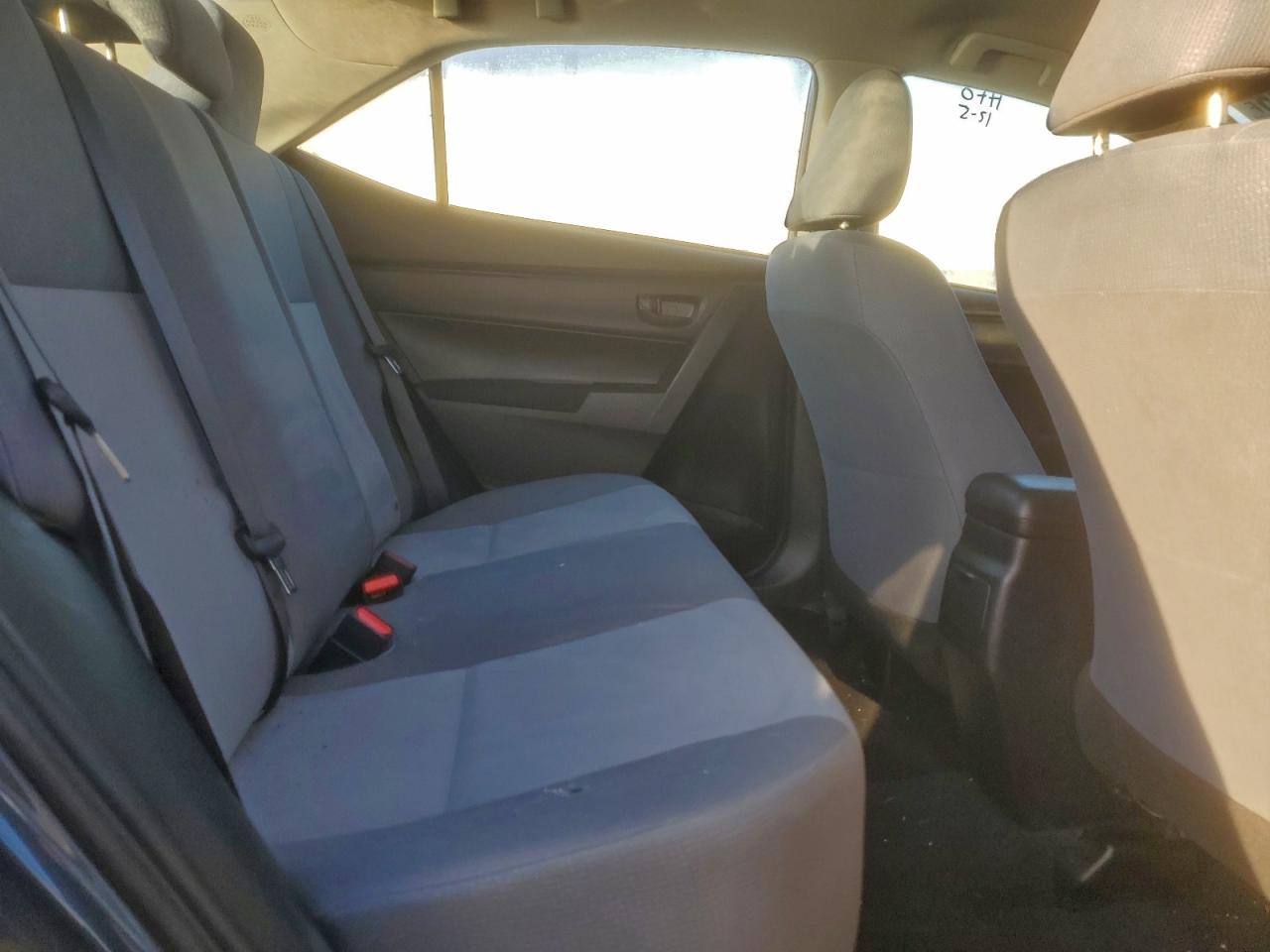 2017 TOYOTA COROLLA L photo 37
