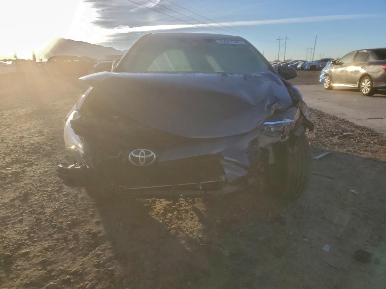 2017 TOYOTA COROLLA L photo 17