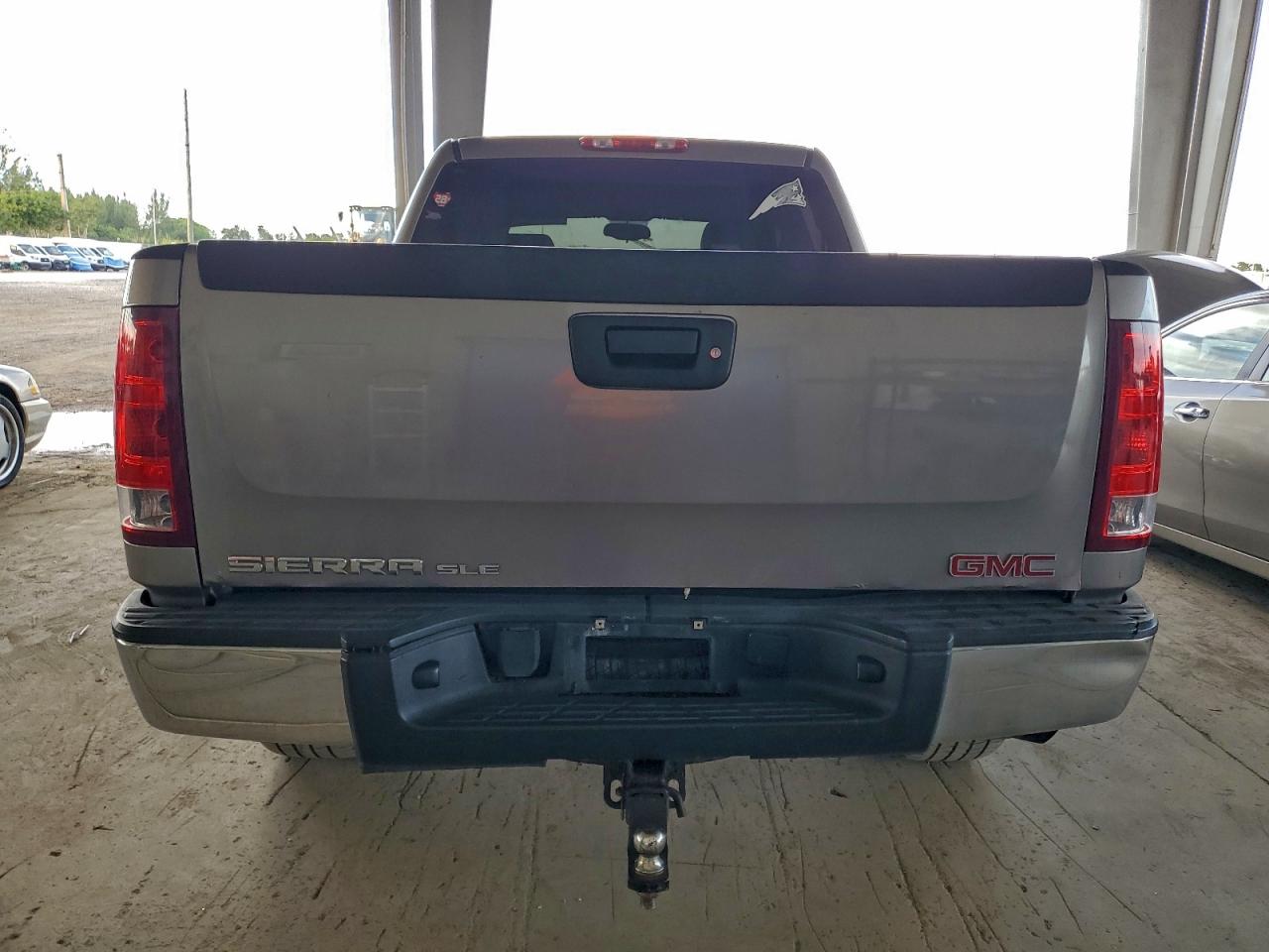 2012 GMC SIERRA K1500 SLE photo 6